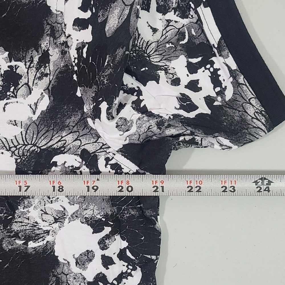 🌻 HOST PICK 🌻 NWT Men's Robert Graham Classic Fit Skull Polo size Large $98 - Picture 9 of 10